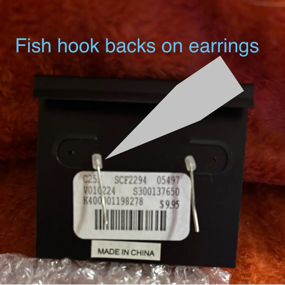 5 pairs of earrings, 1 set of 3 bracelets, 2 of the same necklace. All *NEW*!!! - Picture 8 of 14